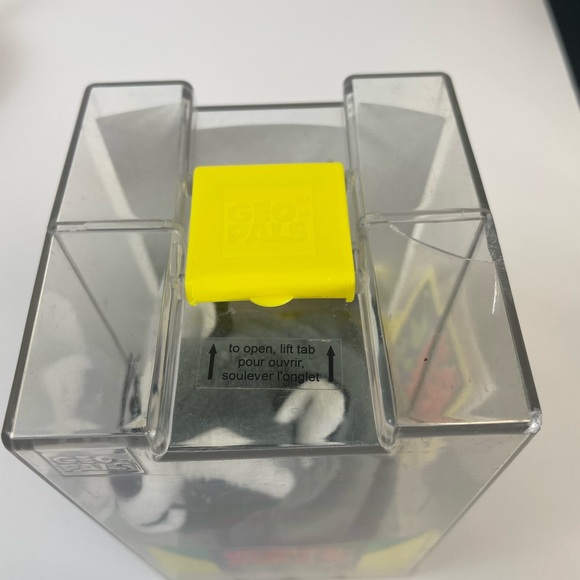 Geo-Pals Raccoon - Picture 6 of 6